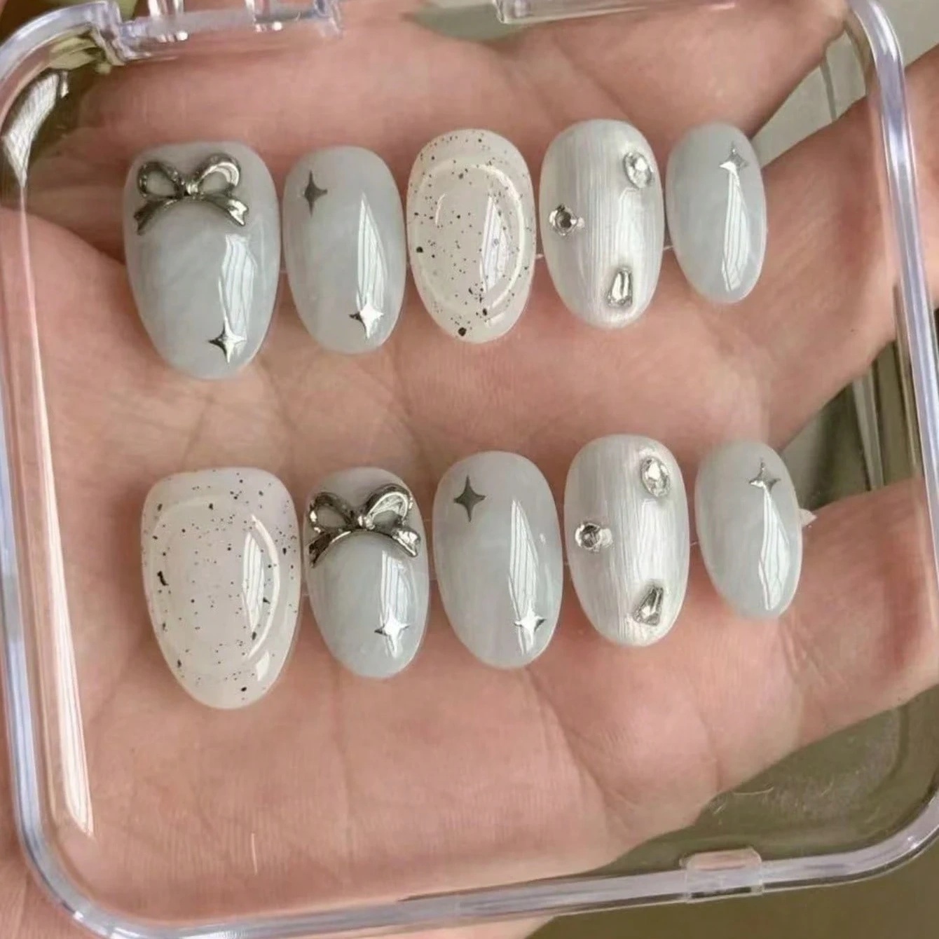 10 Pieces of Hand-Pressed Oval - Nail Art Y2K ulasan dan harga